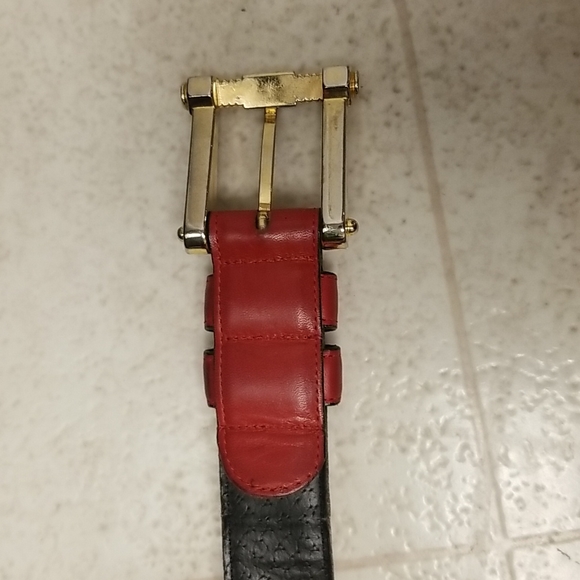 Vintage Leather Belt (red) - Picture 6 of 8